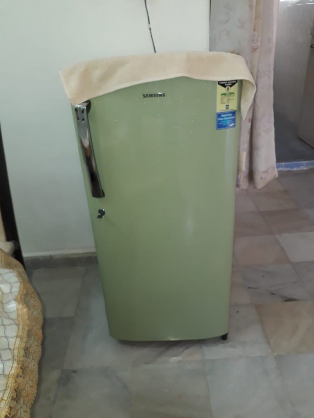 Dining table with 4 chairs & A Fridge