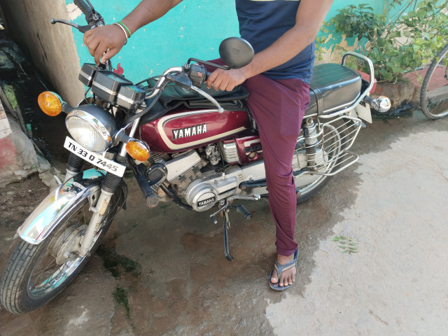 Yamaha RX 135