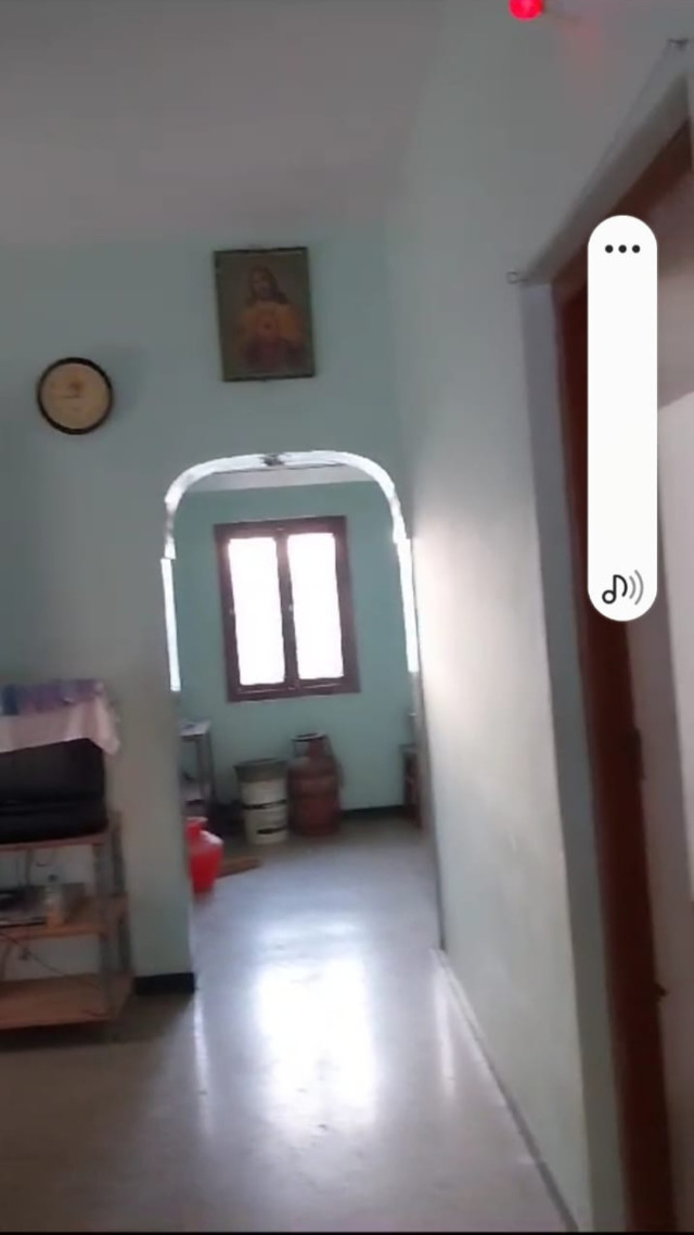 2400 sq ft plot with 900 sq ft house 1.2 crore