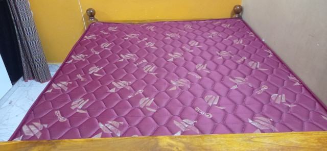coir-on bed good condition 