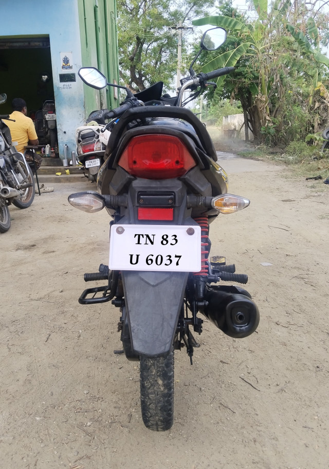 HONDA SHINE 2018 MODEL BS4 ENGINE EXCELLENT CONDITION   CONTACT   :7200199913 LOCATION. :TIRUPATTUR