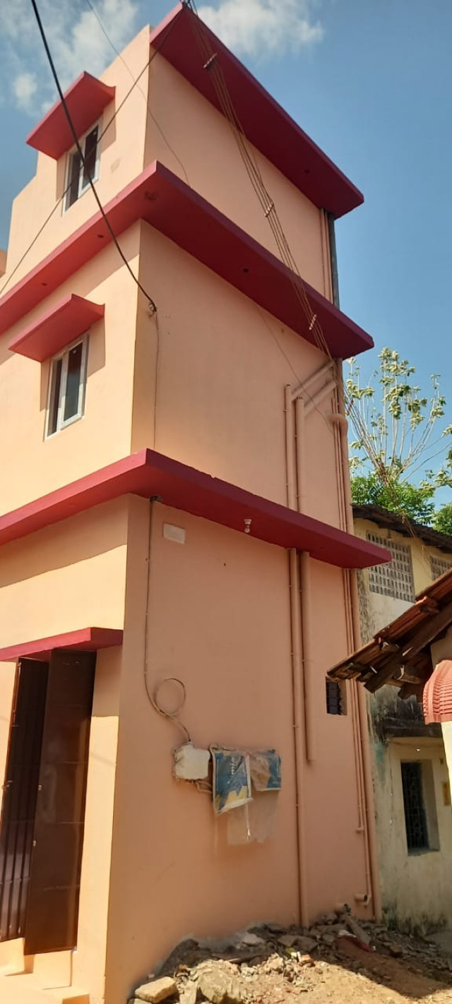 Commercial building for rentel