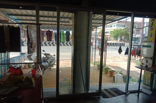 Readymade shop for sales 